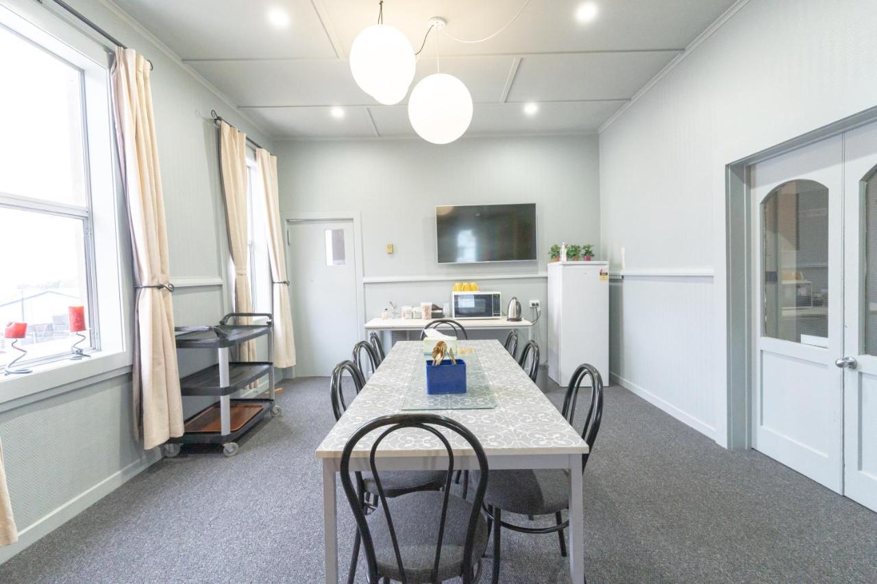 Railway Hotel Winton Extérieur photo